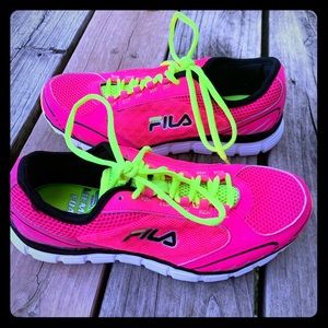 Fila Cool Max Memory Foam Deluxe 4 Women’s size 9